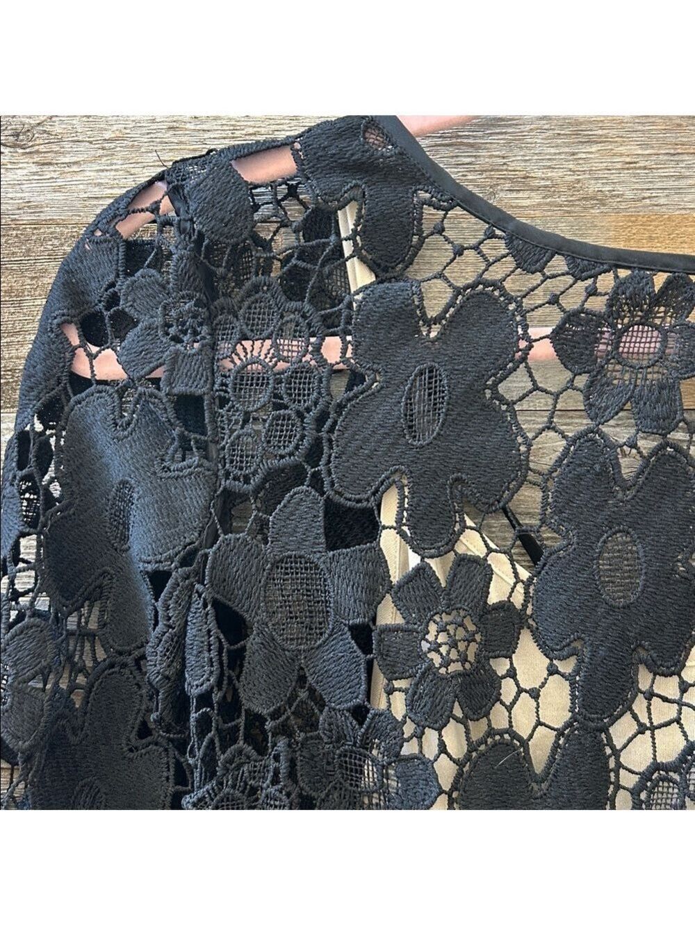 En Crème Black Crochet Bell Sleeve Open Back Mini Dress Size Medium NWT - Picture 2 of 11